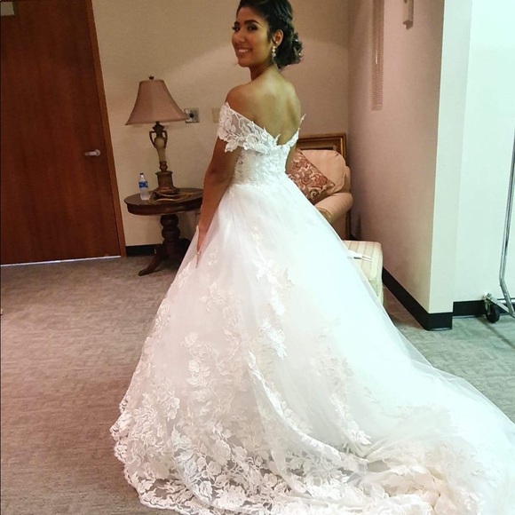 Beautiful Wedding Dress From Impression Bridal - Picture 14 of 14